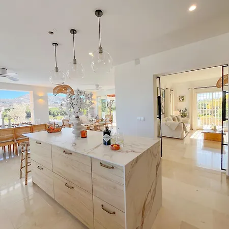 Benisamo, Javea - Tranquil, Large Villa *