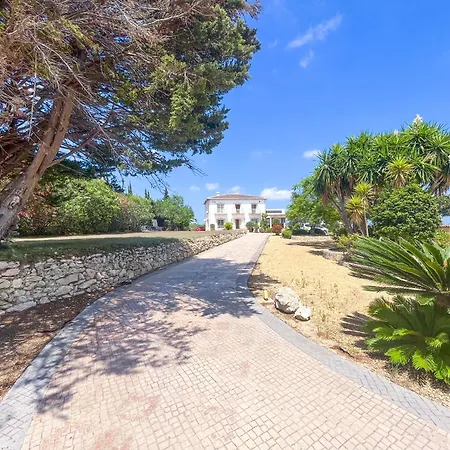 Villa Benisamo, Javea - Tranquil, Large Benitachell